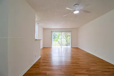 3453 NW 44th St #105, Oakland Park, FL 33309 - Photo 4