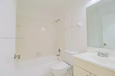 3453 NW 44th St #105, Oakland Park, FL 33309 - Photo 8