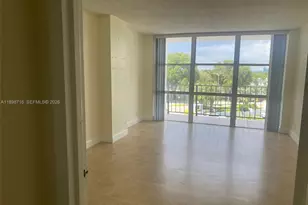 1000 Parkview Dr, Hallandale Beach, FL 33009 - Photo 16