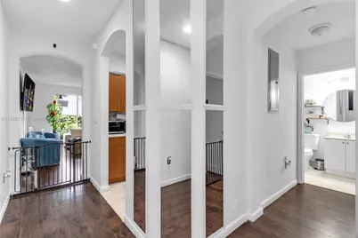 4289 NE 10th Ct, Homestead, FL 33033 - Photo 4