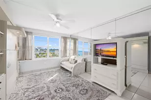3111 N Ocean Dr, Hollywood, FL 33019 - Photo 22