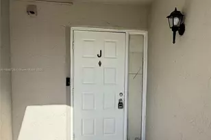 1071 Adams Ave, Homestead, FL 33034 - Photo 2