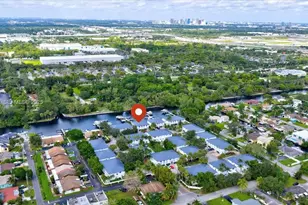 2726 Treasure Cove Cir, Dania Beach, FL 33312 - Photo 38