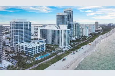 6801 Collins Ave #PH-17, Miami Beach, FL 33141 - Photo 24