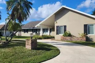 10341 SW 140th St, Miami, FL 33176 - Photo 1
