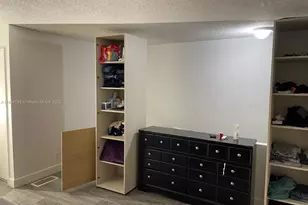 18101 NW 68th Ave, Hialeah, FL 33015 - Photo 10