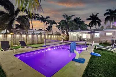 1124 NE 6th St, Hallandale Beach, FL 33009 - Photo 1