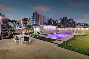1124 NE 6th St, Hallandale Beach, FL 33009 - Photo 58