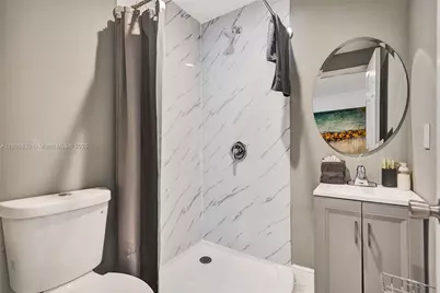 1124 NE 6th St, Hallandale Beach, FL 33009 - Photo 48