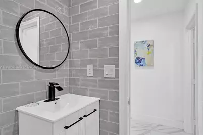 725 Harrison St, Hollywood, FL 33019 - Photo 32