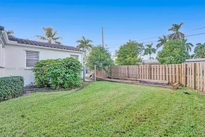 725 Harrison St, Hollywood, FL 33019 - Photo 82