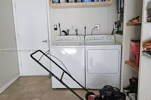 8660 SW 14th St, Pembroke Pines, FL 33025 - Photo 20