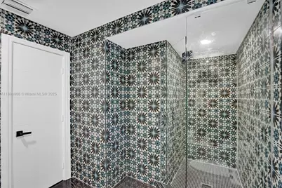 725 Harrison St, Hollywood, FL 33019 - Photo 60