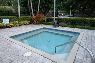 22279 Woodborn Dr, Boca Raton, FL 33428 - Photo 14