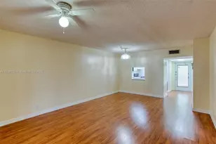 1005 Country Club Dr, Margate, FL 33063 - Photo 6