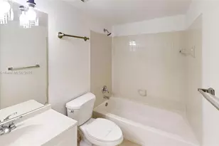 20230 NE 3rd Ct, Miami, FL 33179 - Photo 24