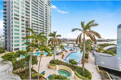 253 NE 2nd St #1109, Miami, FL 33132 - Photo 1