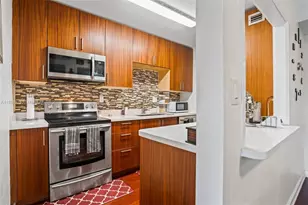 1700 NE 105th St, Miami Shores, FL 33138 - Photo 10