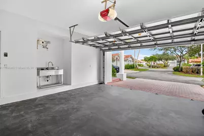 11244 NW 58th Ter, Doral, FL 33178 - Photo 56