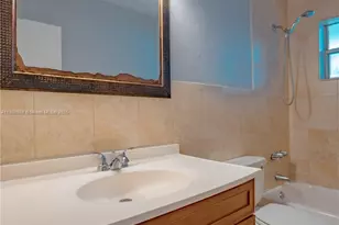 120 Royal Palm Rd, Hialeah Gardens, FL 33016 - Photo 18