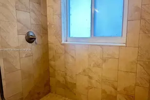 1753 NE 18th St, Fort Lauderdale, FL 33305 - Photo 8