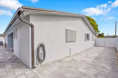 16922 SW 107th Pl, Miami, FL 33157 - Photo 6