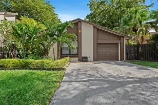 10923 SW 134th Ct, Miami, FL 33186 - Photo 2