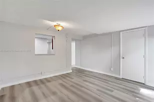 6860 SW 18th Ct, North Lauderdale, FL 33068 - Photo 10