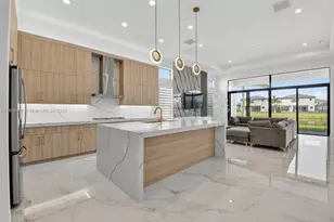 8317 Essex Country Clb Dr, Boca Raton, FL 33434 - Photo 10