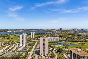 2425 Presidential Way, West Palm Beach, FL 33401 - Photo 70