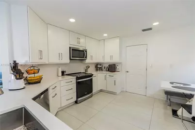 4156 Sapphire Ter, Weston, FL 33331 - Photo 34