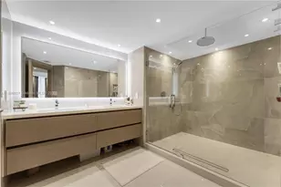 20191 E Country Club Dr, Aventura, FL 33180 - Photo 26