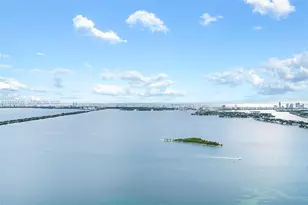 700 NE 24th St, Miami, FL 33137 - Photo 6