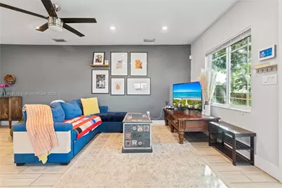 2447 Wilson St, Hollywood, FL 33020 - Photo 14