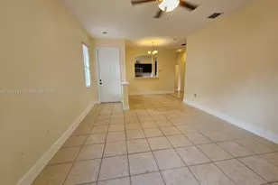 971 NE 42nd Pl, Homestead, FL 33033 - Photo 10