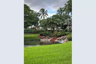 5926 NW 110th Ct, Doral, FL 33178 - Photo 2