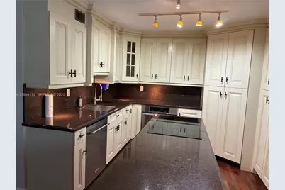 10010 NW 9th St Cir #103-6, Miami, FL 33172 - Photo 1