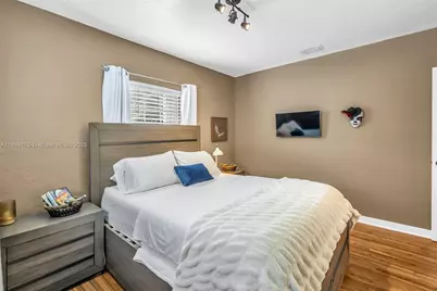 1860 NE 157th Ter, North Miami Beach, FL 33162 - Photo 22