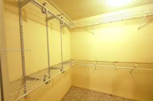 1705 Whitehall Dr, Davie, FL 33324 - Photo 22