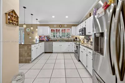 28241 SW 157th Ct, Homestead, FL 33033 - Photo 12