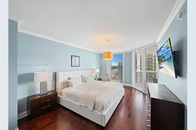 4775 Collins Ave #1708, Miami Beach, FL 33140 - Photo 14