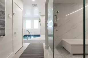 4775 Collins Ave, Miami Beach, FL 33140 - Photo 42