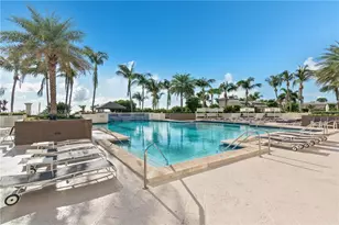 4775 Collins Ave, Miami Beach, FL 33140 - Photo 36