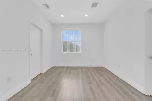 2176 NW 64th St, Miami, FL 33147 - Photo 14