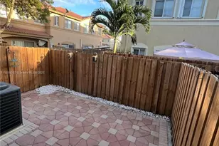 10776 NW 84th Ln, Doral, FL 33178 - Photo 4