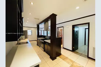 3911 Farragut St #3911, Hollywood, FL 33021 - Photo 10