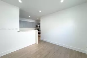 544 Michigan Ave, Miami Beach, FL 33139 - Photo 14