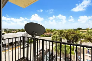 8900 Collins Ave, Surfside, FL 33154 - Photo 12
