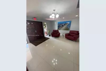 1825 W 44th Pl #511, Hialeah, FL 33012 - Photo 12