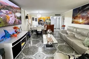 16450 Miami Dr, North Miami Beach, FL 33162 - Photo 6